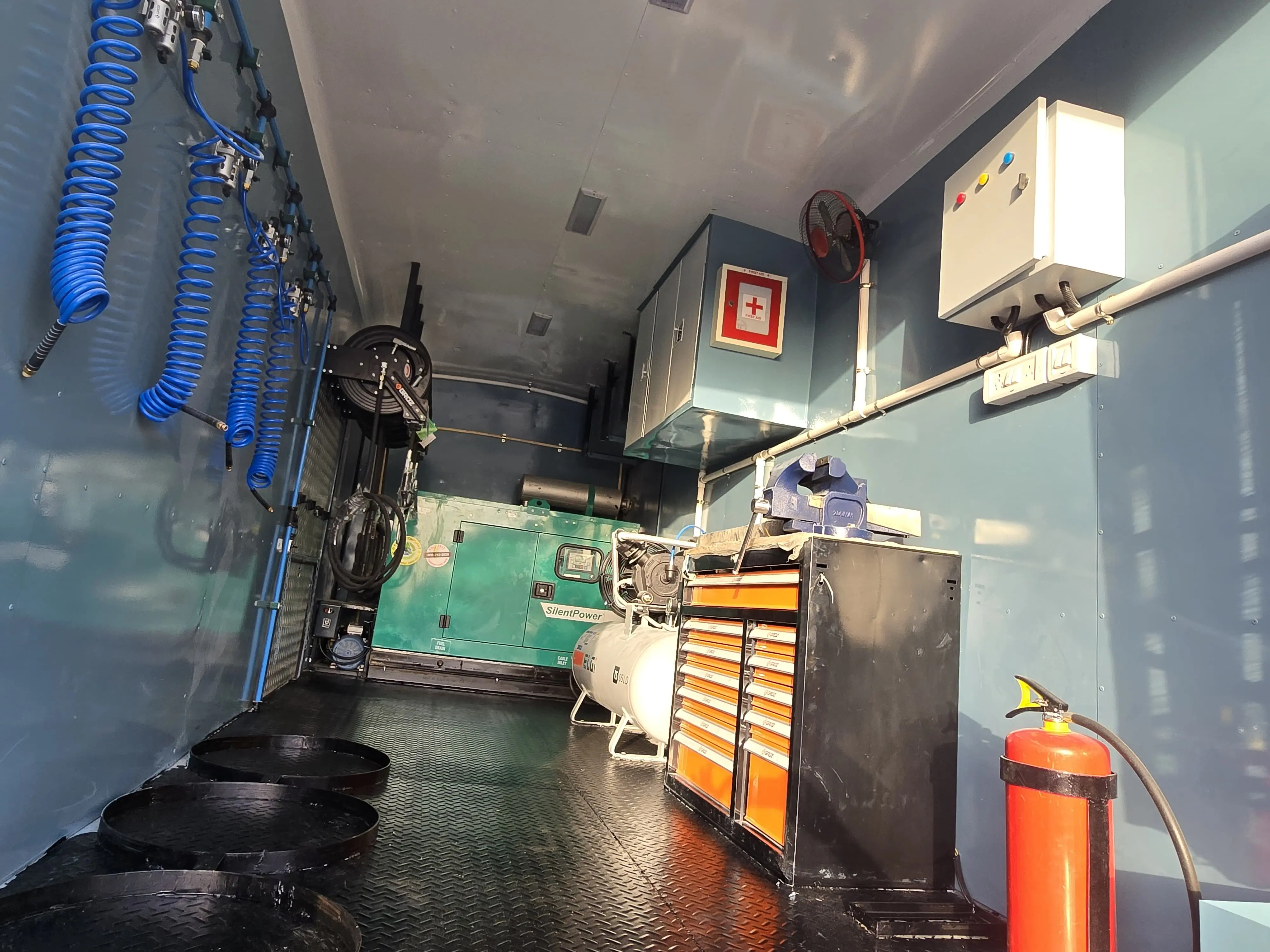 Oil & Greasing Equipment